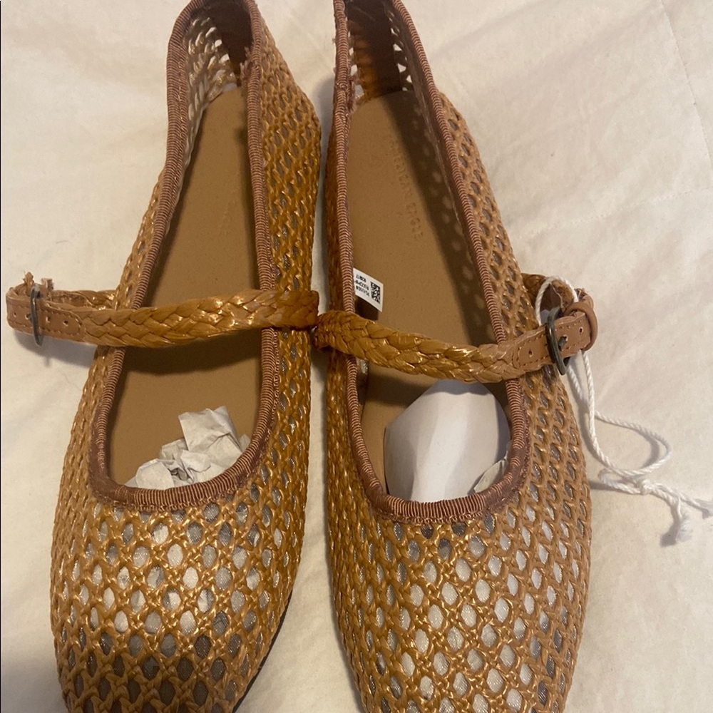 American Eagle Outfitters Tan Woven Flats